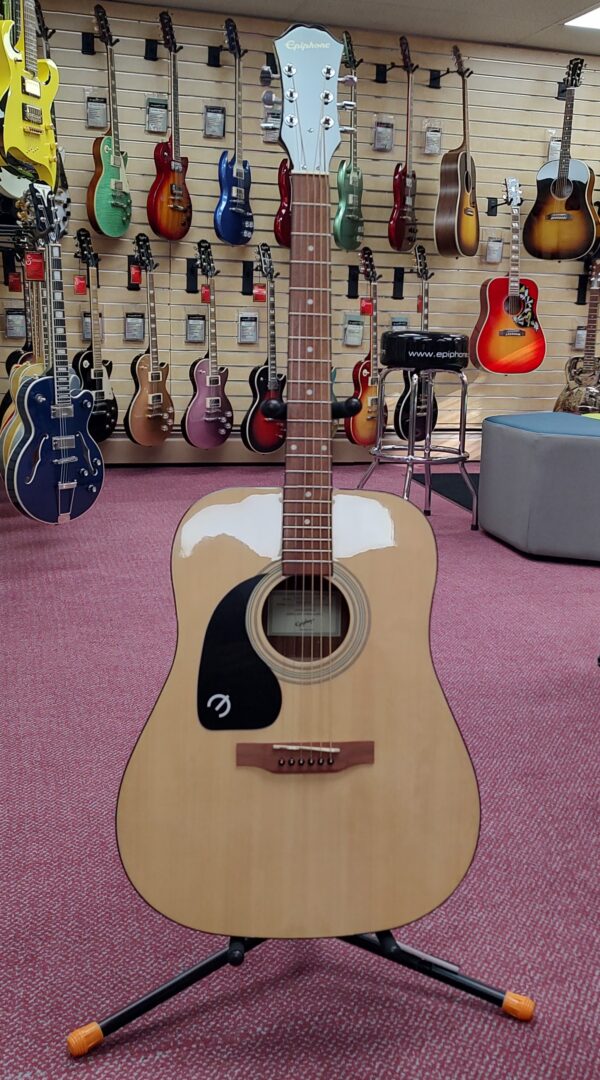 Epiphone DR-100 left-handed acoustic guitar